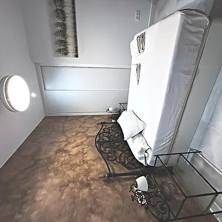 July Modern Loft